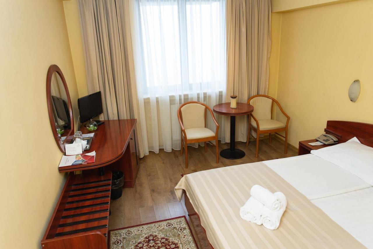 Hotel Fenyo Miercurea Ciuc Exteriér fotografie