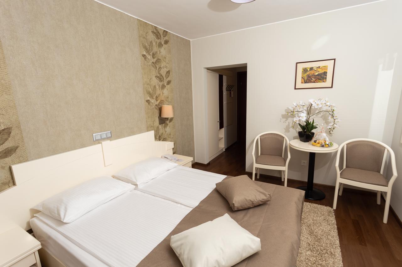 Hotel Fenyo Miercurea Ciuc Exteriér fotografie